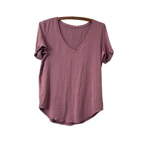 Lululemon Athletica Womens Mauve Vneck Cuffed Sleeve Tshirt Size 10